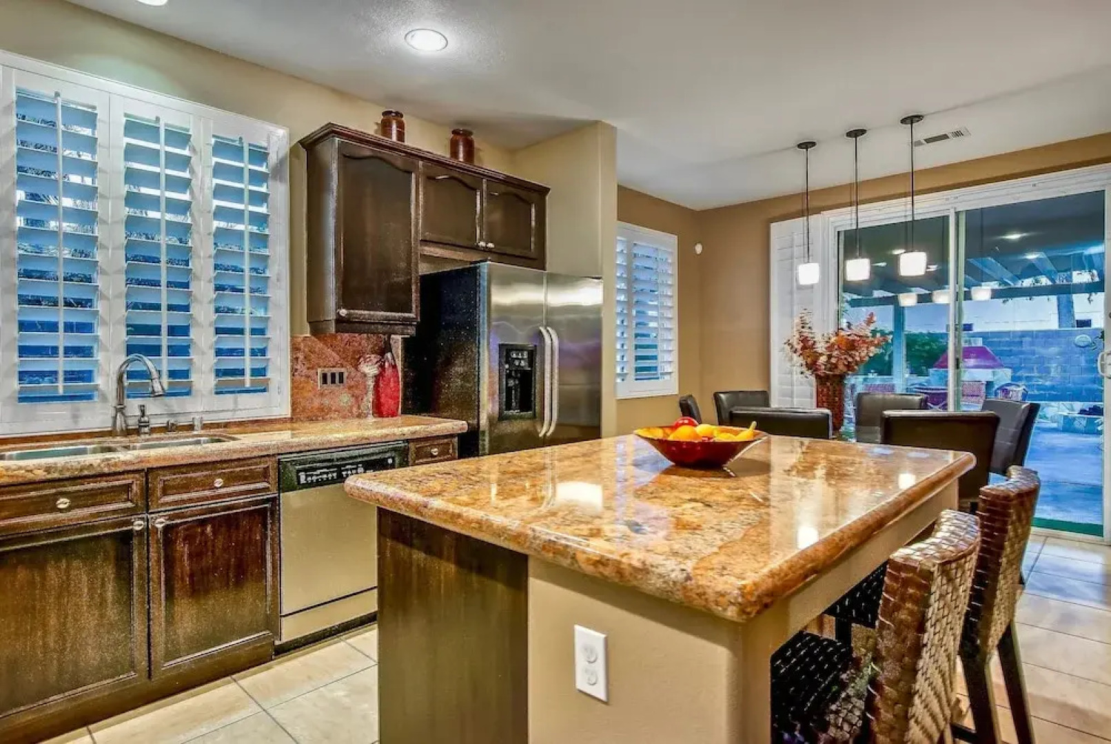 Gemini of the Desert Five Bedroom House