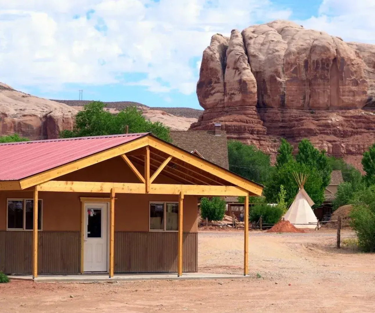 Bluff Gardens Cabins