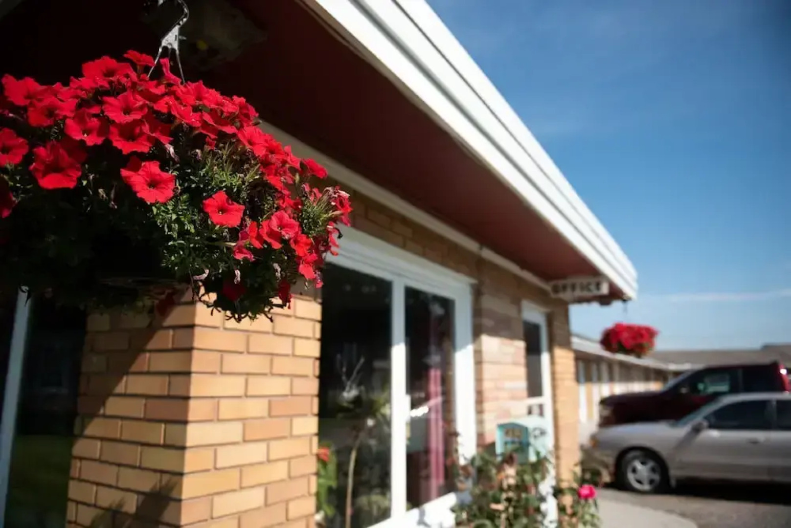 Adams Golden Acres Motel