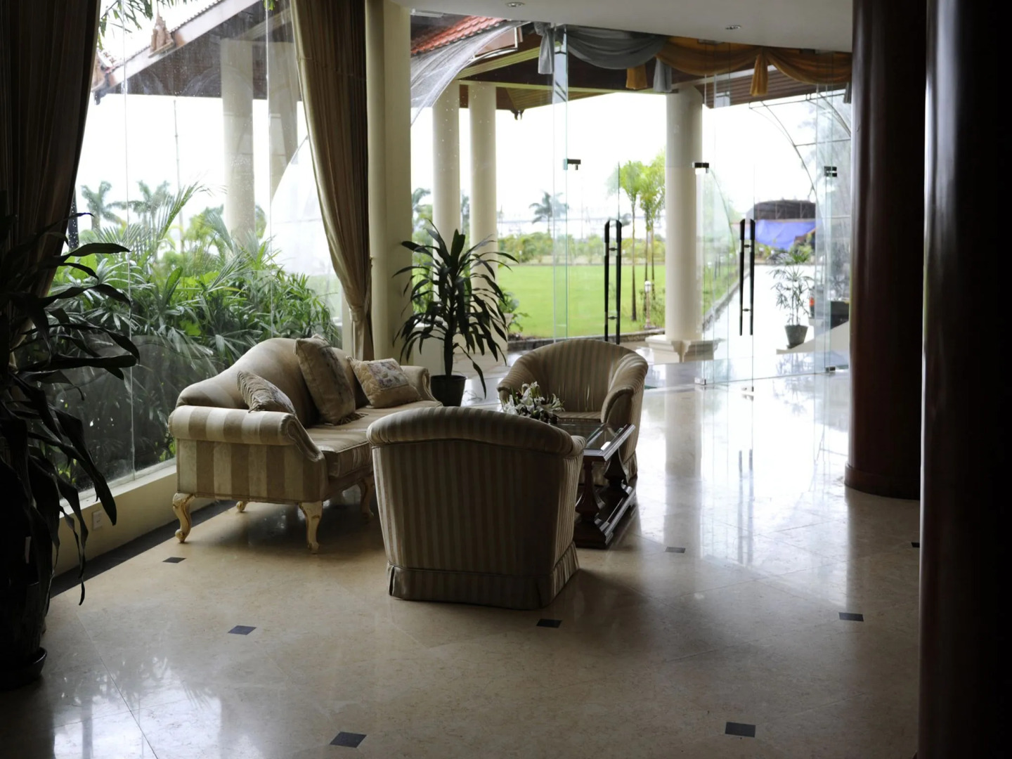 Mawlamyine Strand Hotel