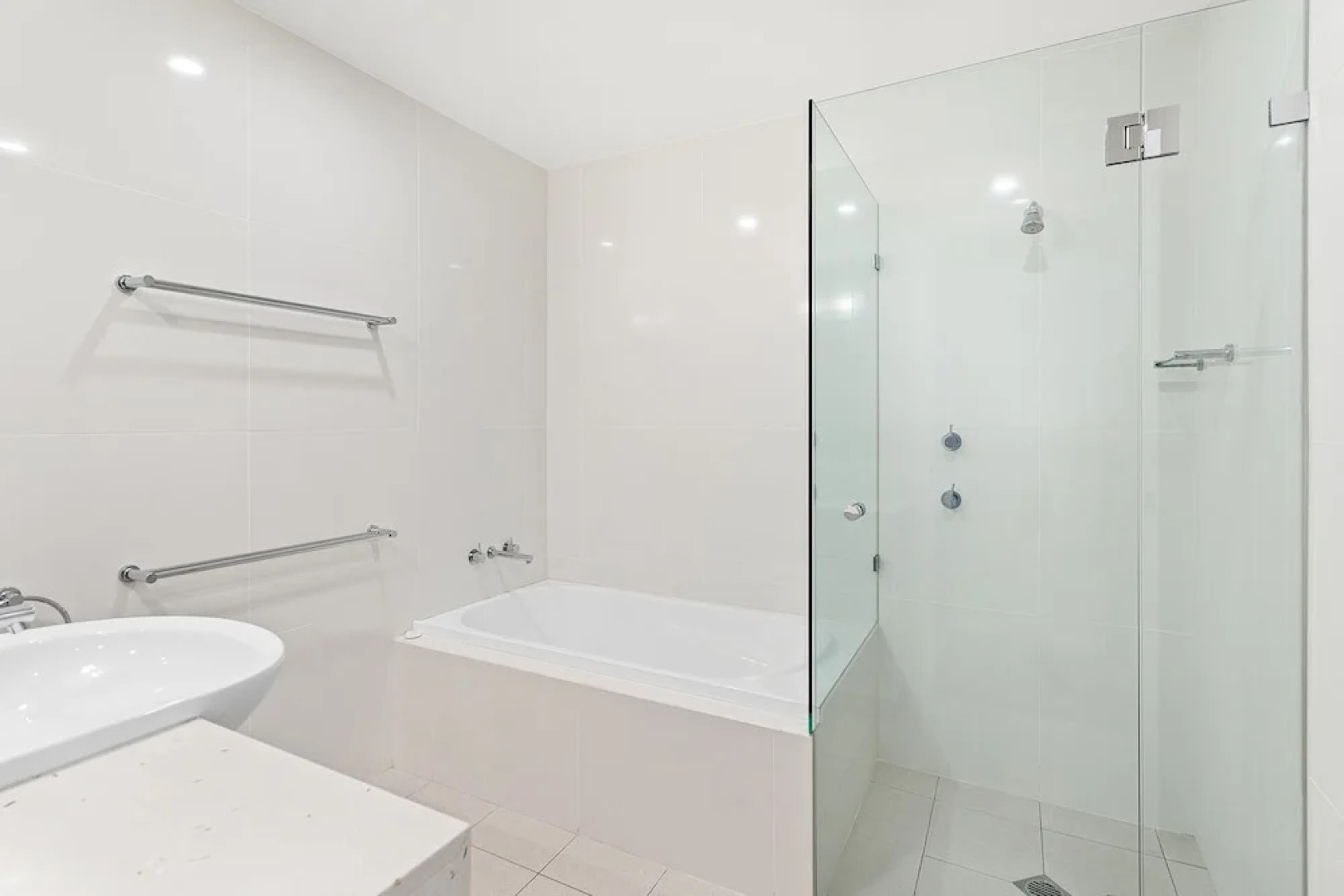 Boulder Bay Rd 2/2 - Fingal Bay