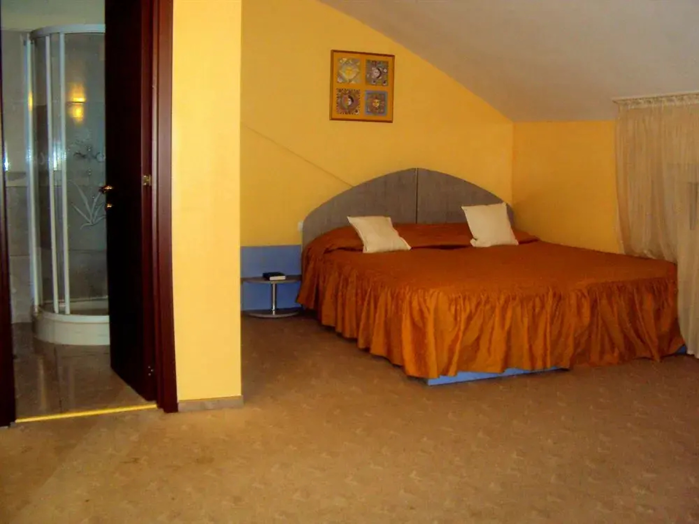Hotel Ambassador