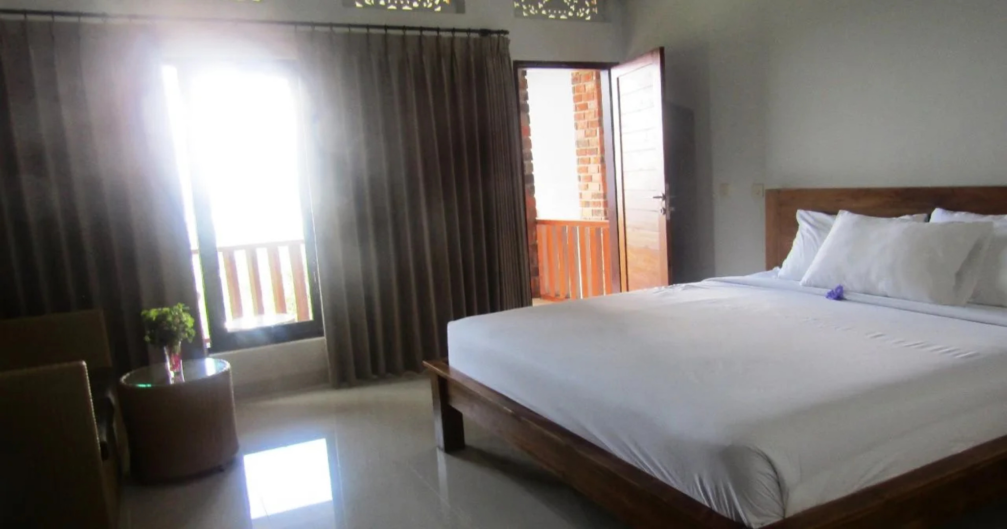 Caldera Hotel & Restaurant