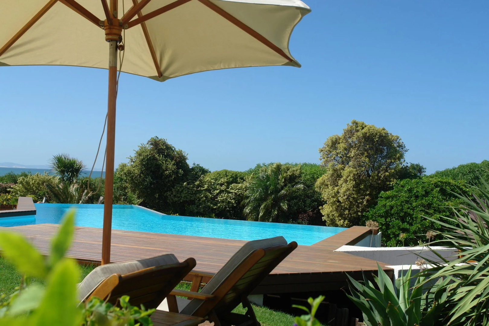 Diaz 15 House on the Bay