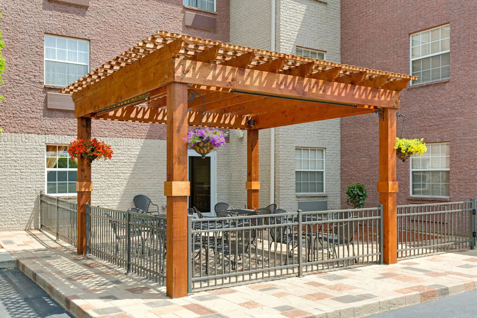 Hawthorn Extended Stay by Wyndham Cincinnati/Sharonville