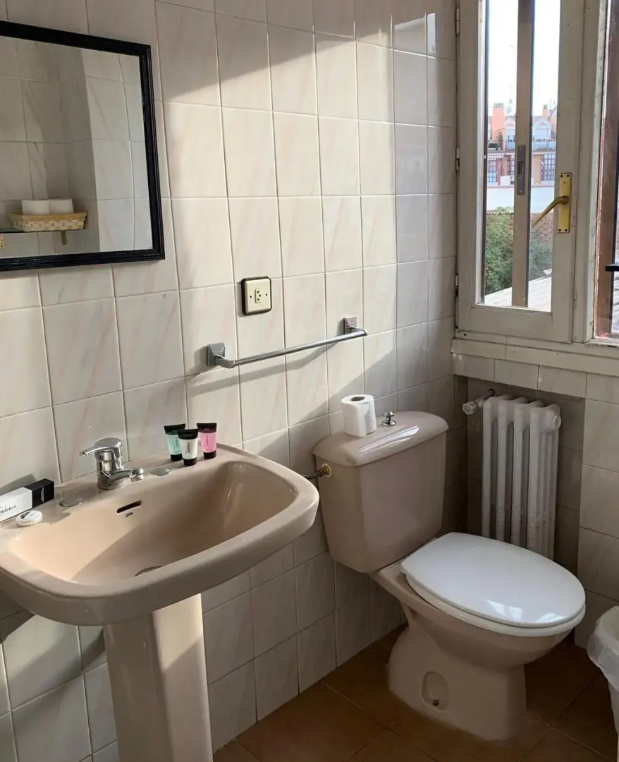 Restaurante Y Hotel Puerta De Aranda