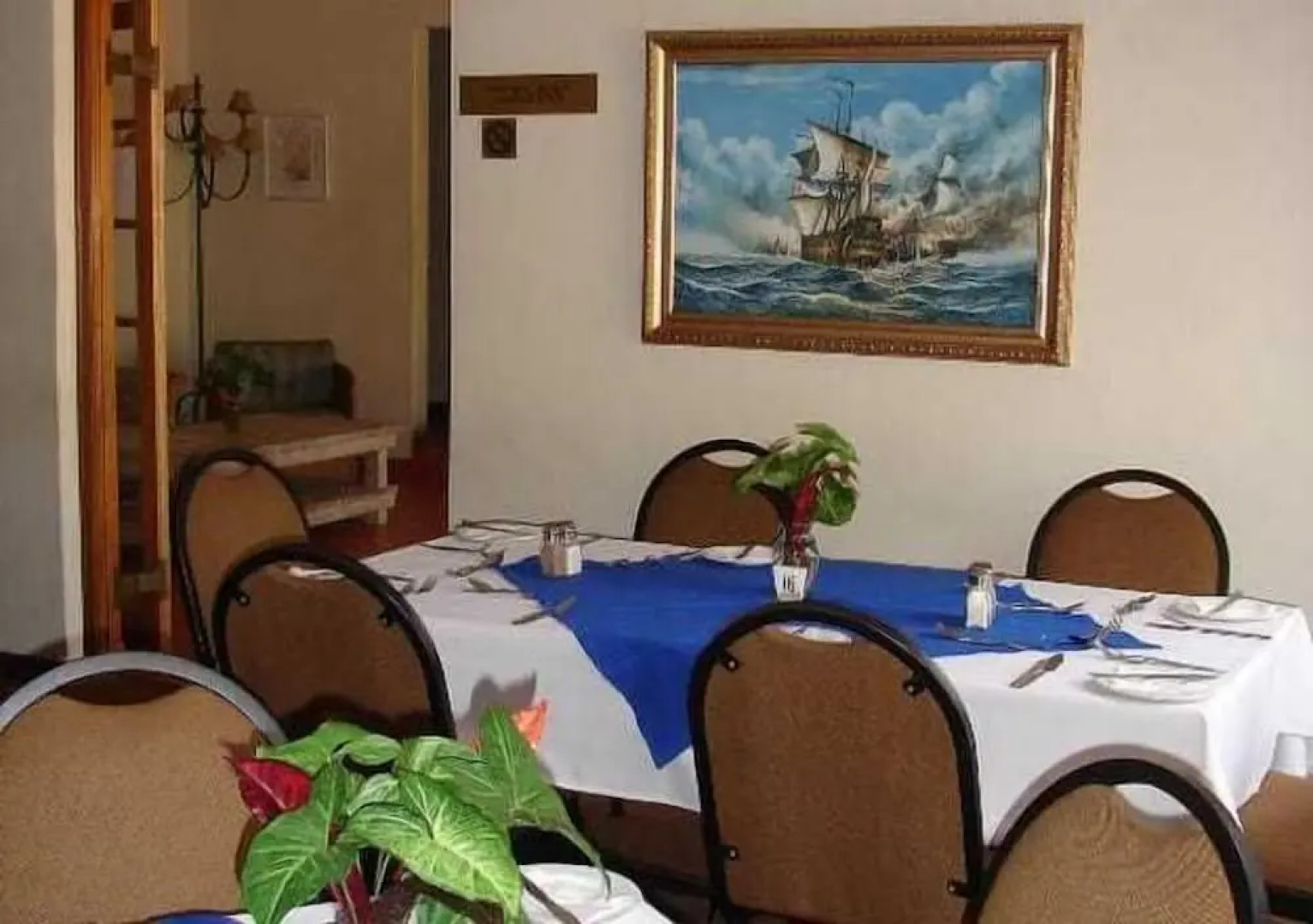 Tradewinds Country Inn