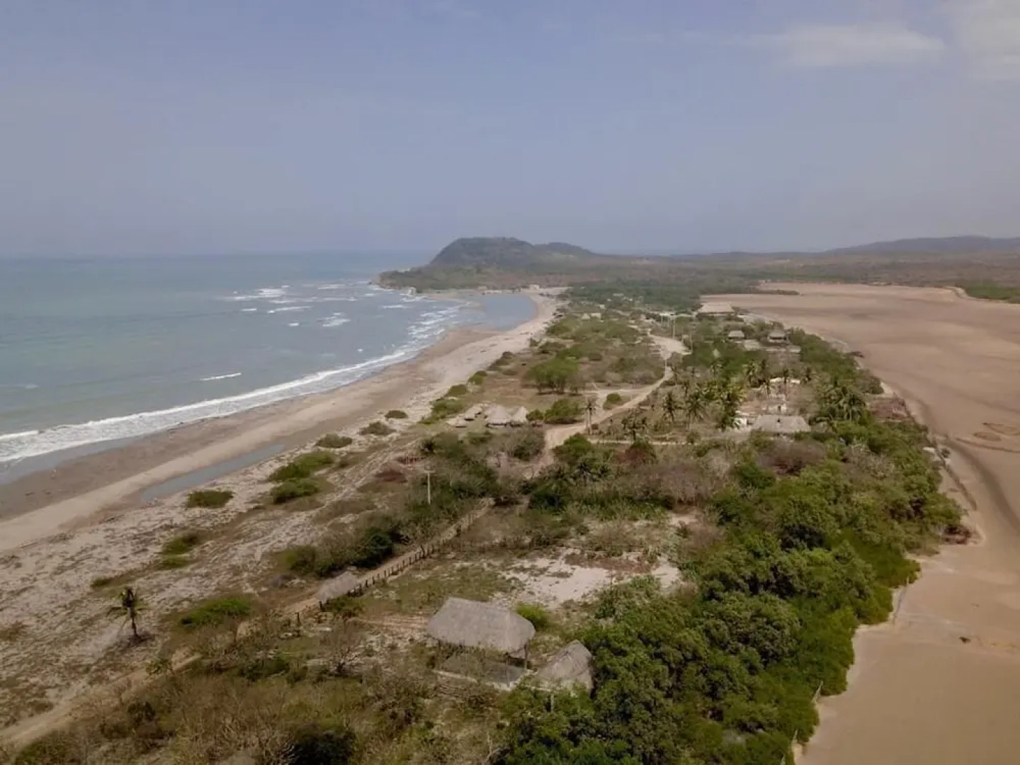 Tambo Marina Ecohostal - Hostel