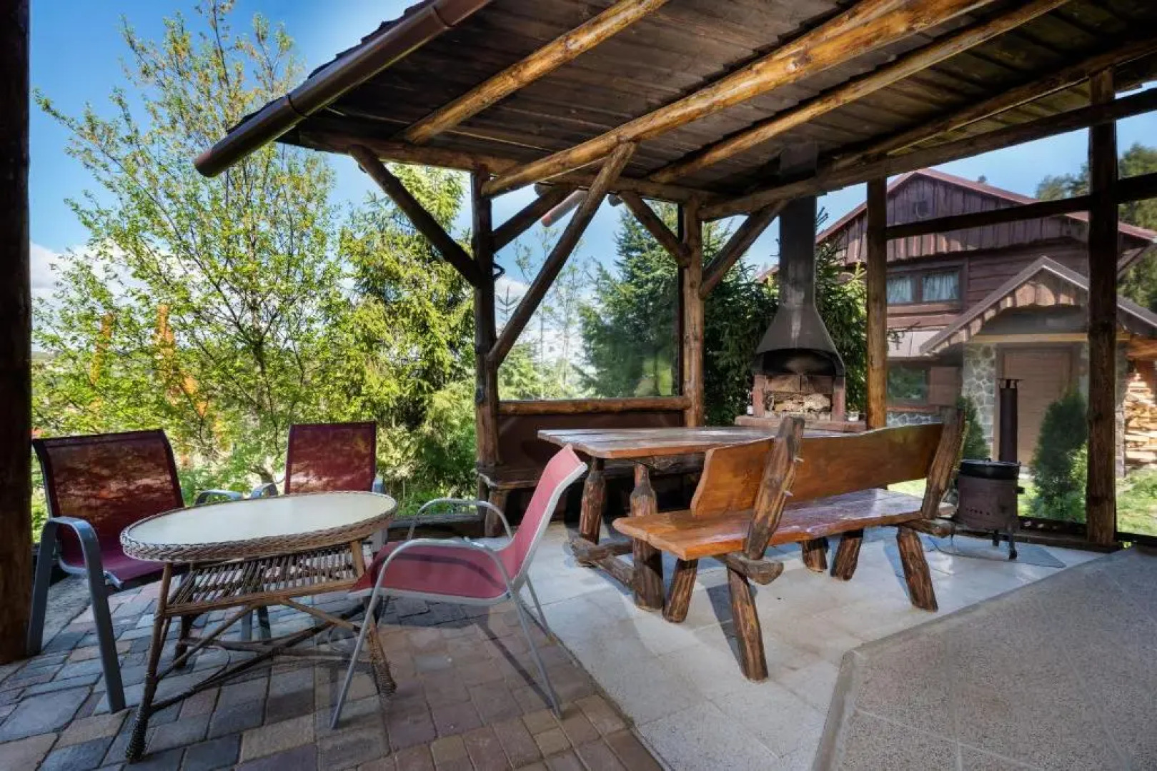 CHATY - woodyganovce sk