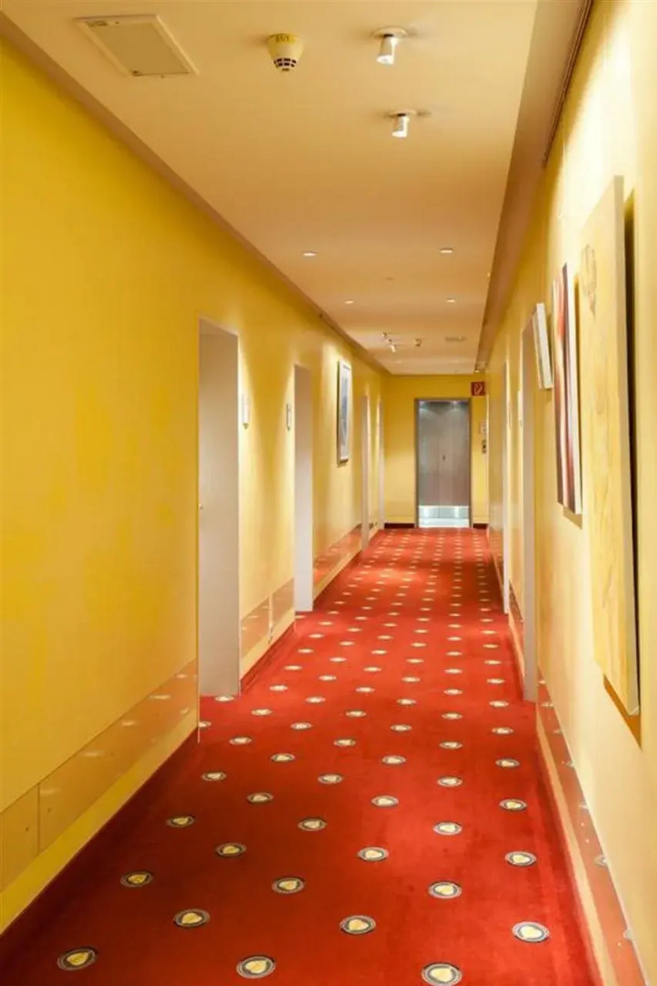 Unsölds Factory Hotel