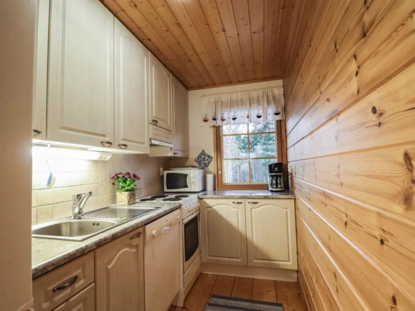 House Dominus Raasepori