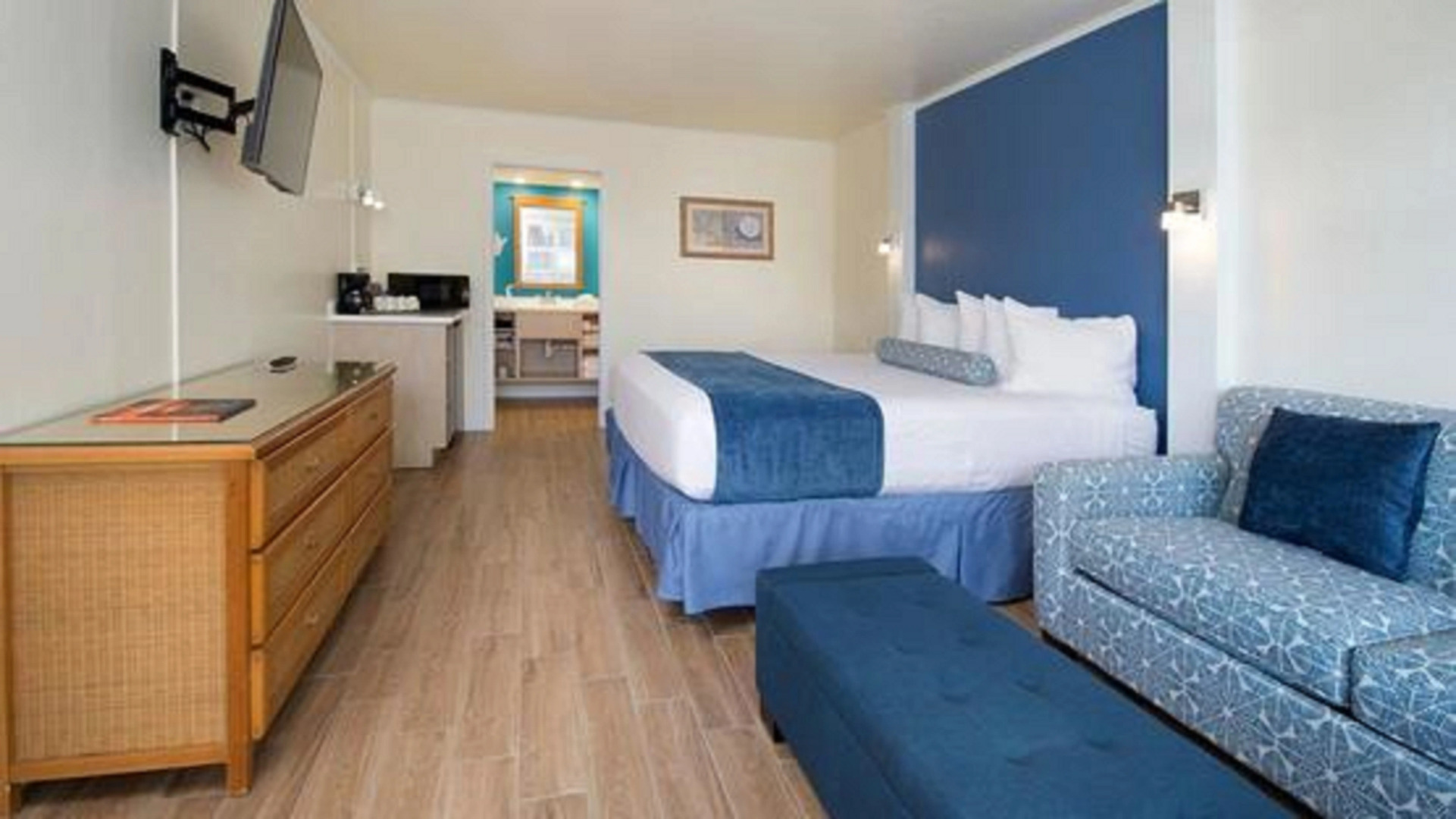 Outrigger Beach Resort