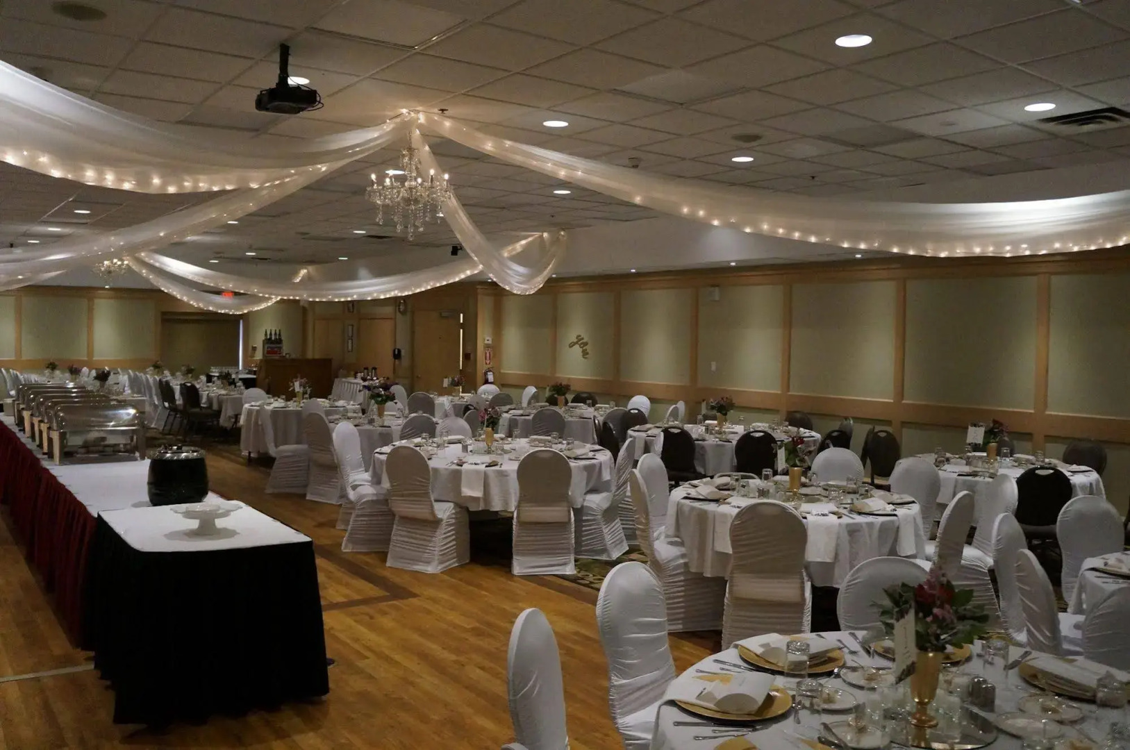 Clarion Lakeside Inn & Conference Centre