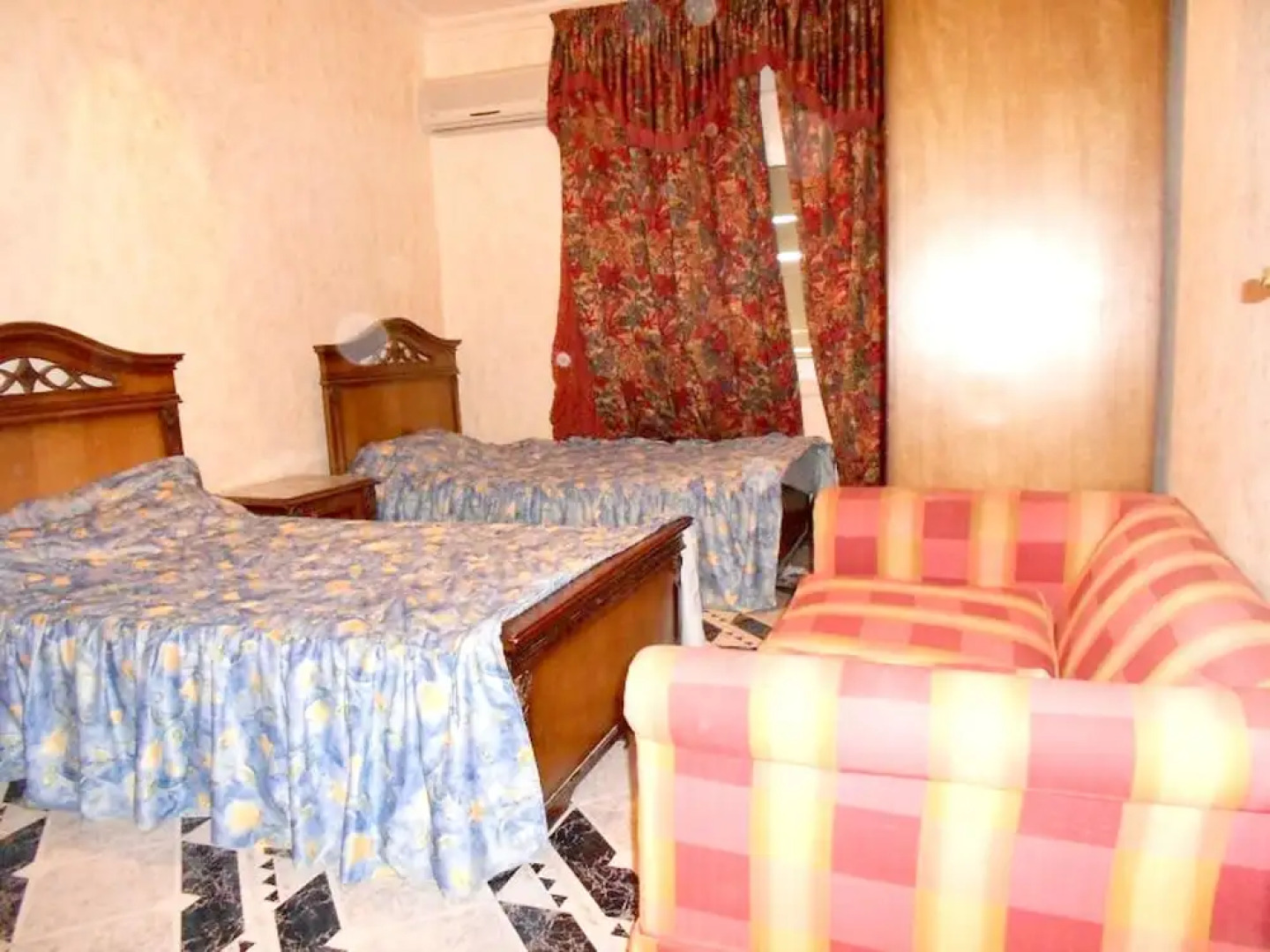 House With 5 Bedrooms in Markaz Al Alamein, With Pool Access, Enclosed