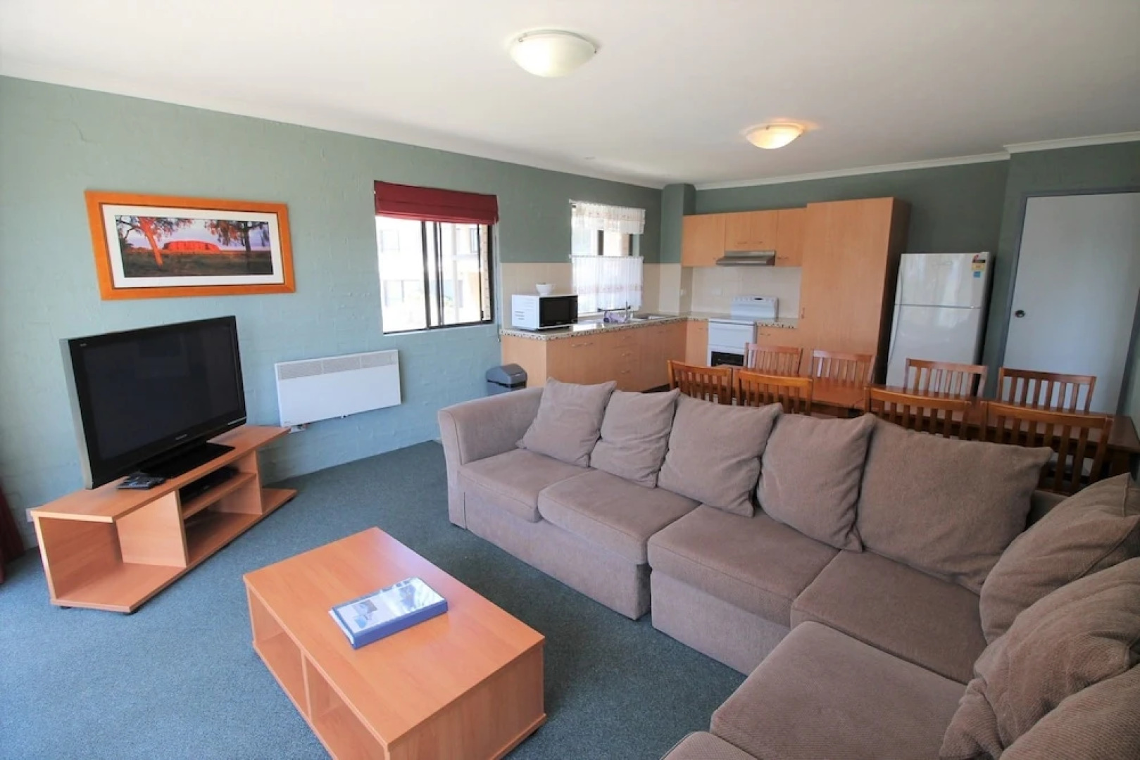 Kirwan Apartment 18 - Large Jindabyne Apartment