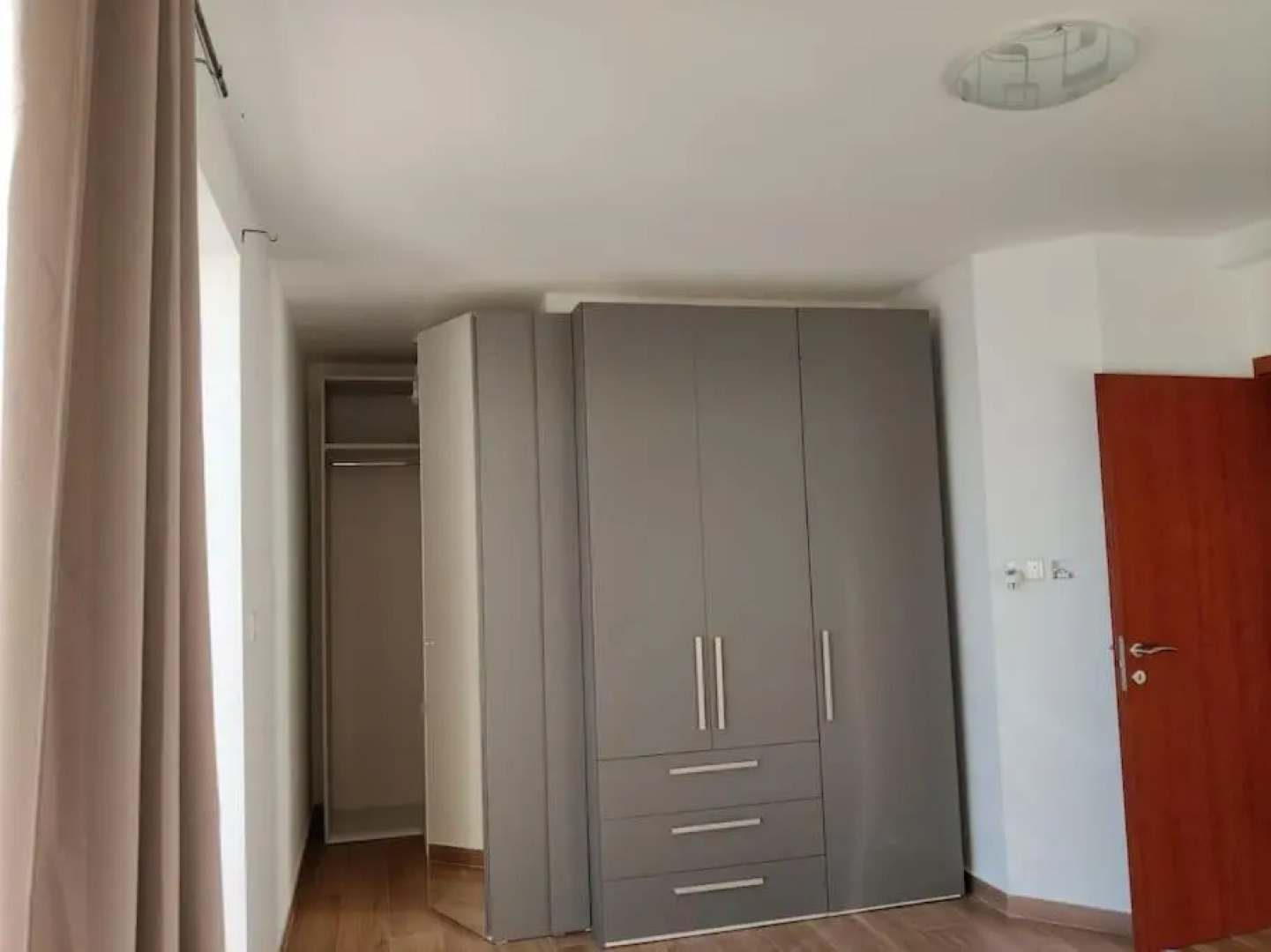 Luxurious 2 bedroom apartment with country view