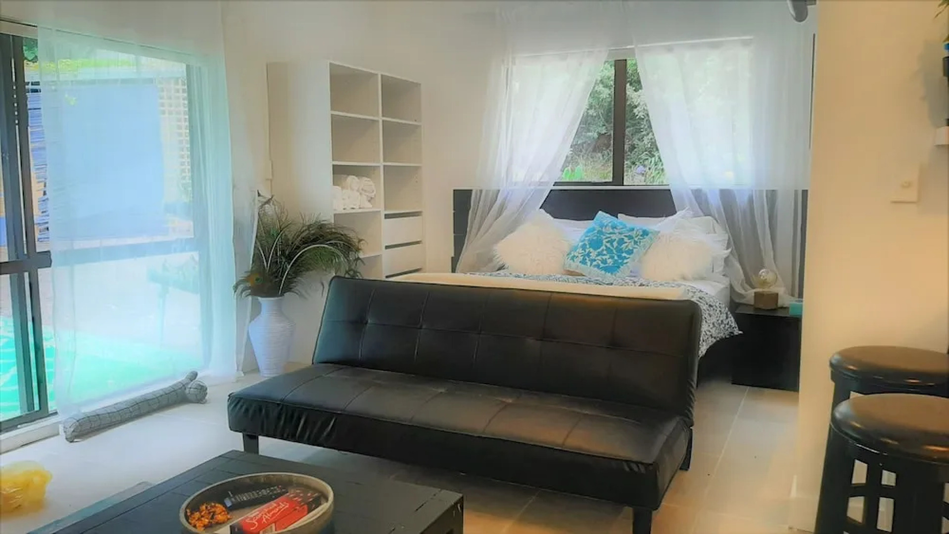 Madhuban - Waterfront in Whangaroa