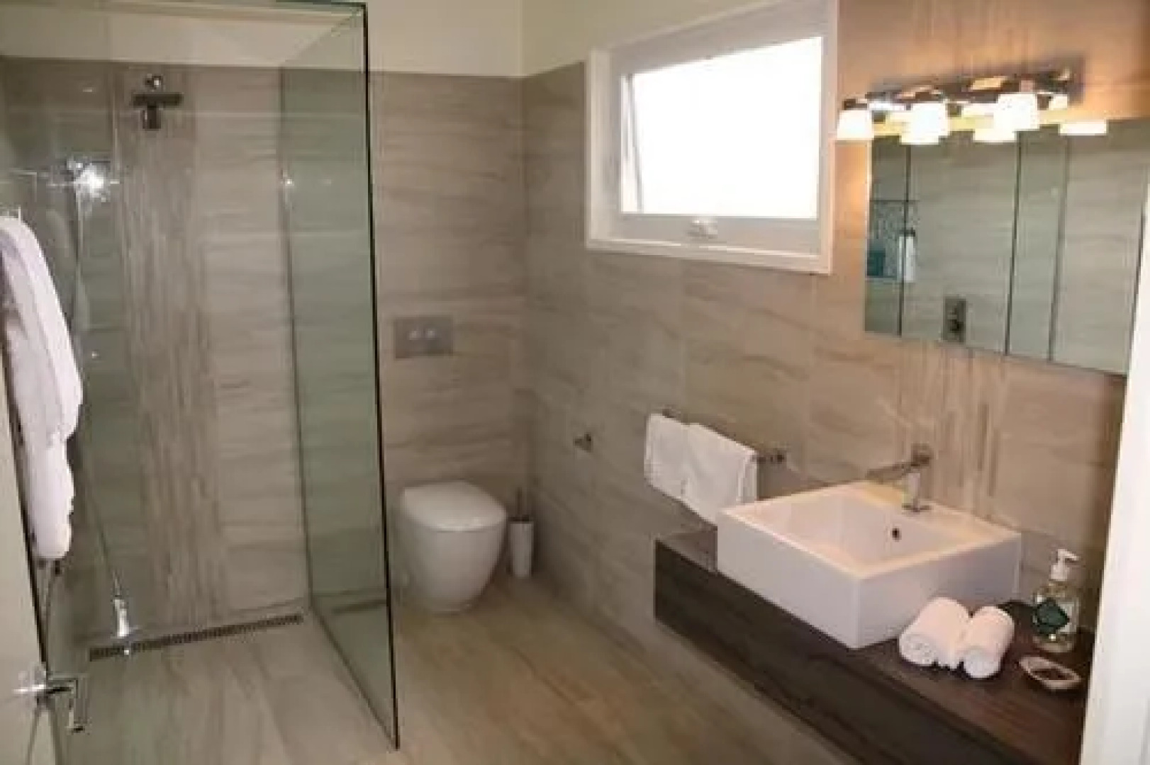 Killarney Beach House