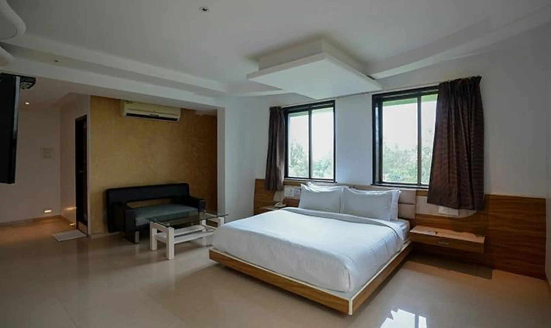 Rester Select Chakan