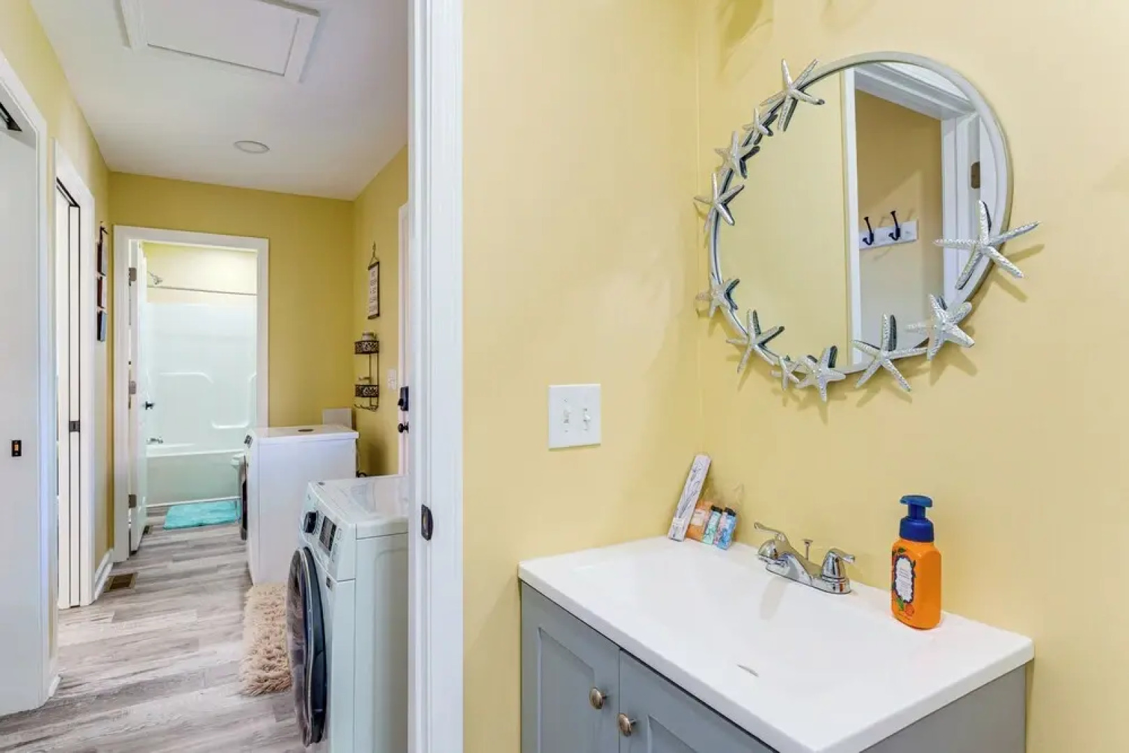 Walk Downtown: Charming Rome Abode w/ Yard!