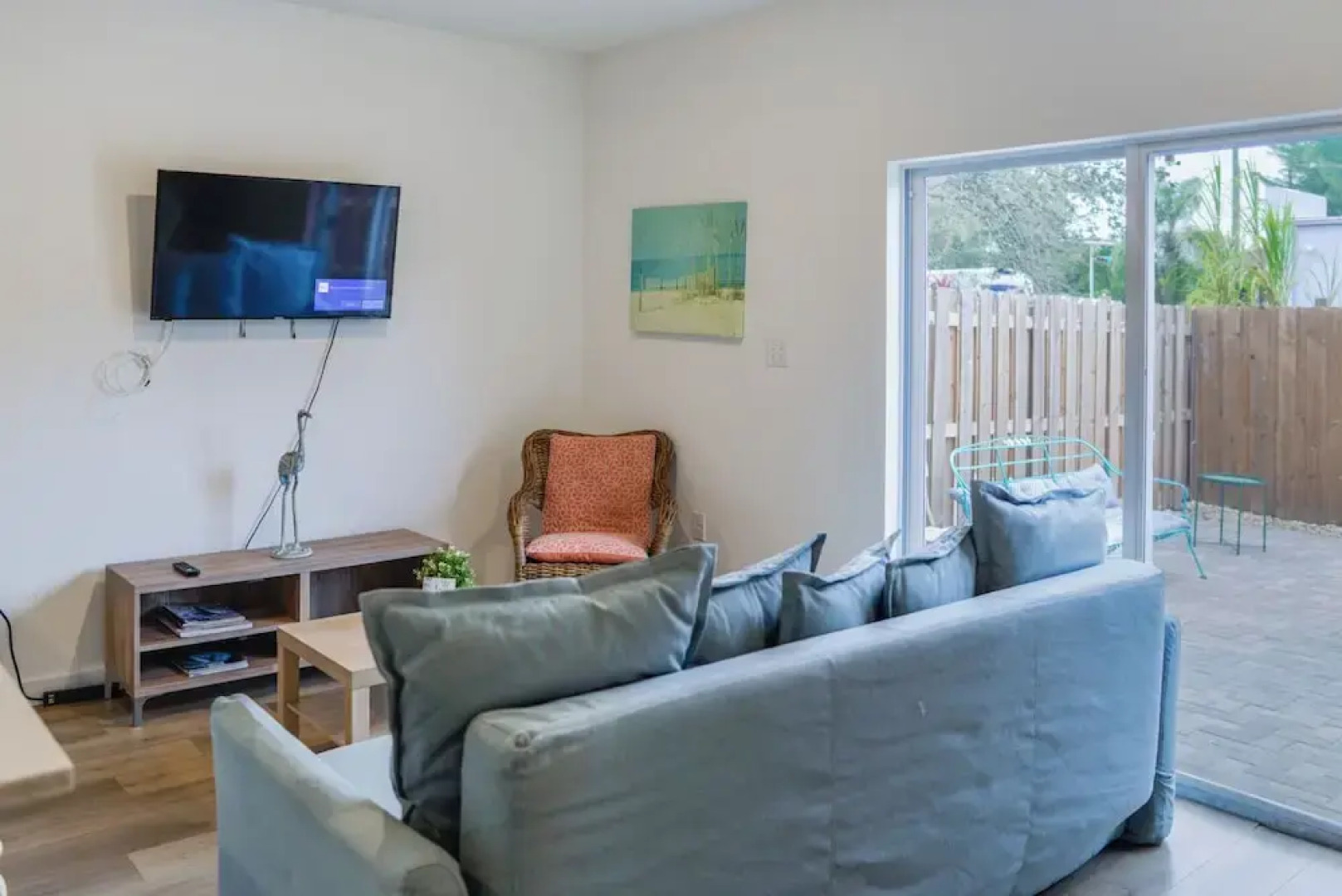 Prime Townhouses Near Design District