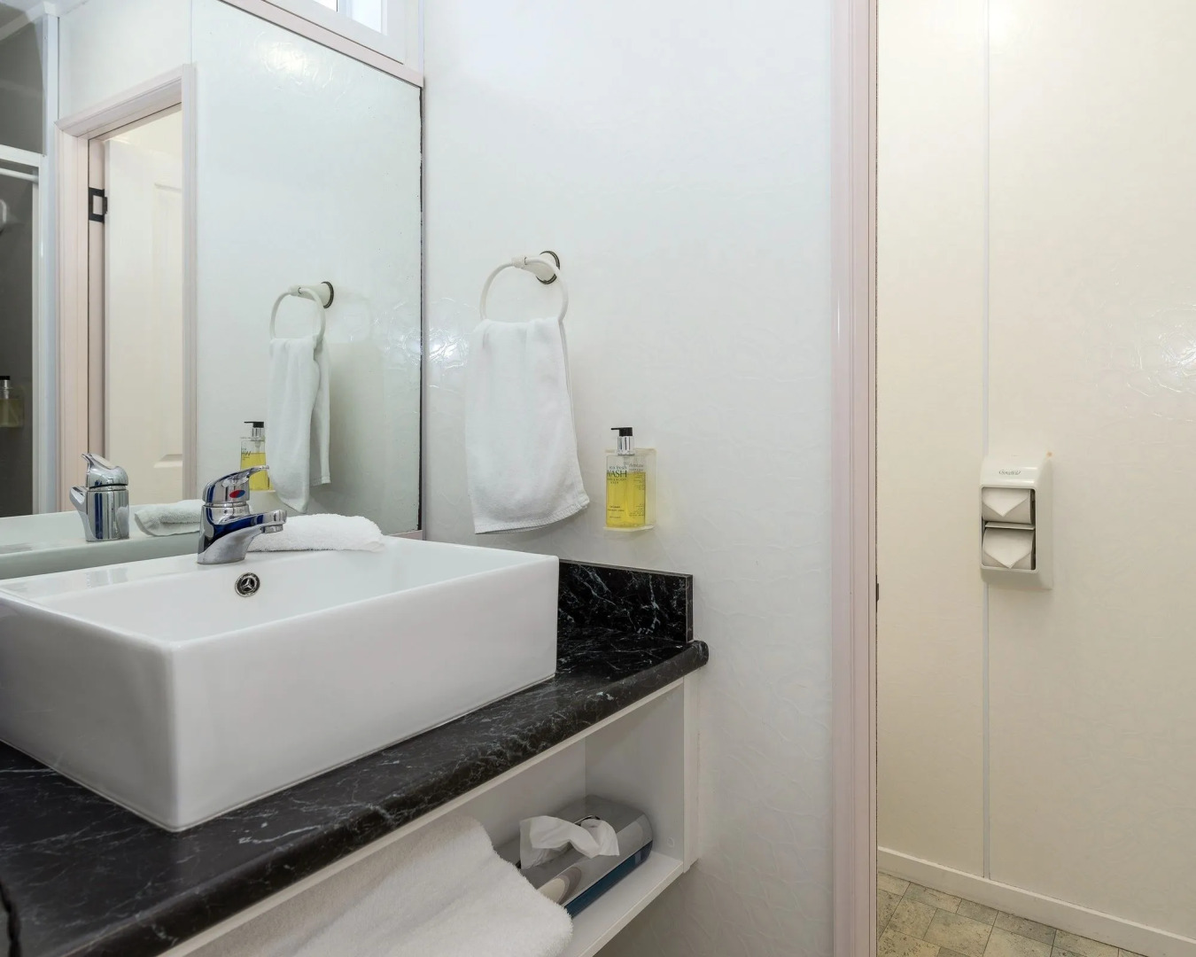 ASURE Palm Court Motor Inn