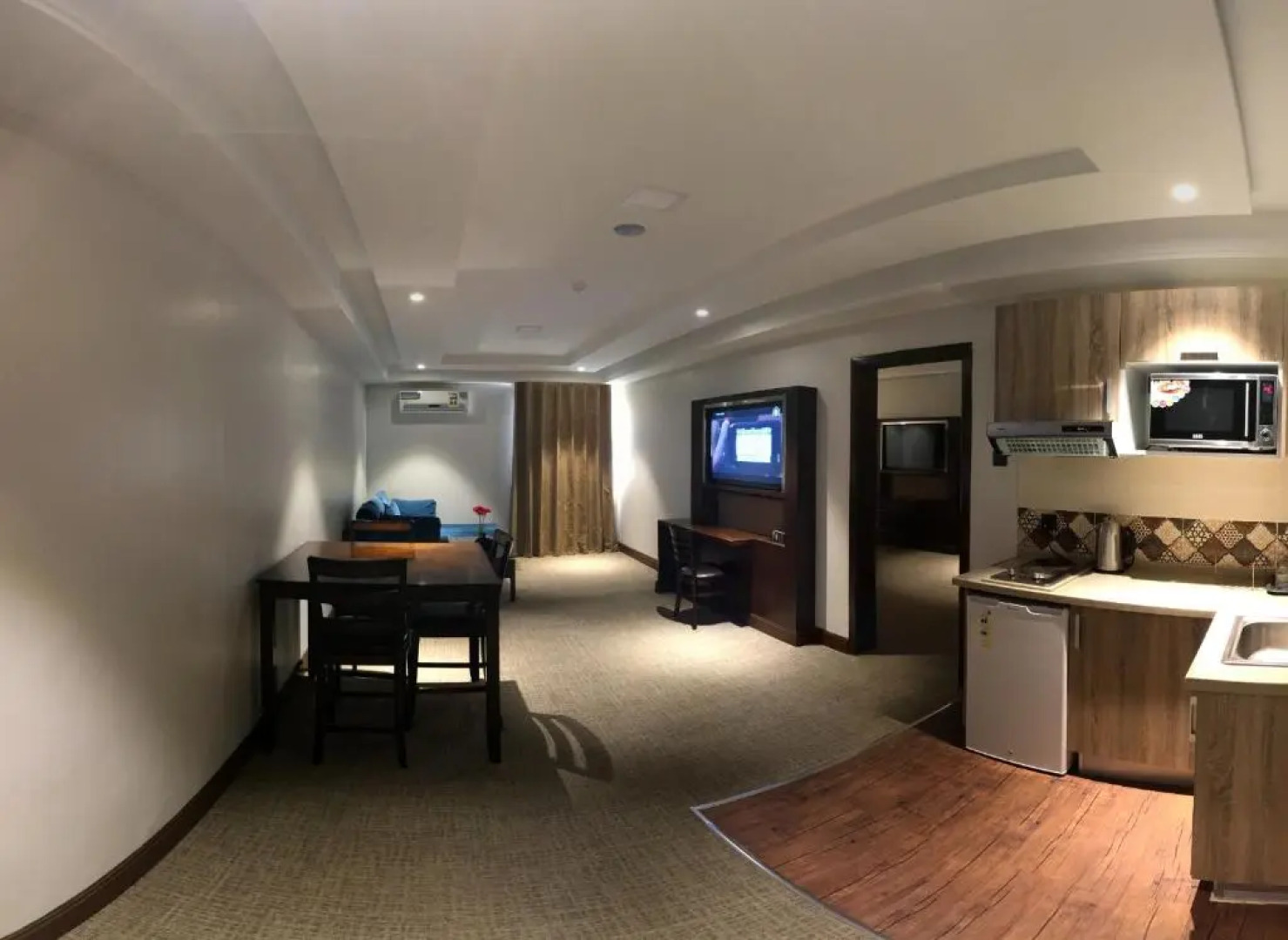 Mera Houses Aparthotel