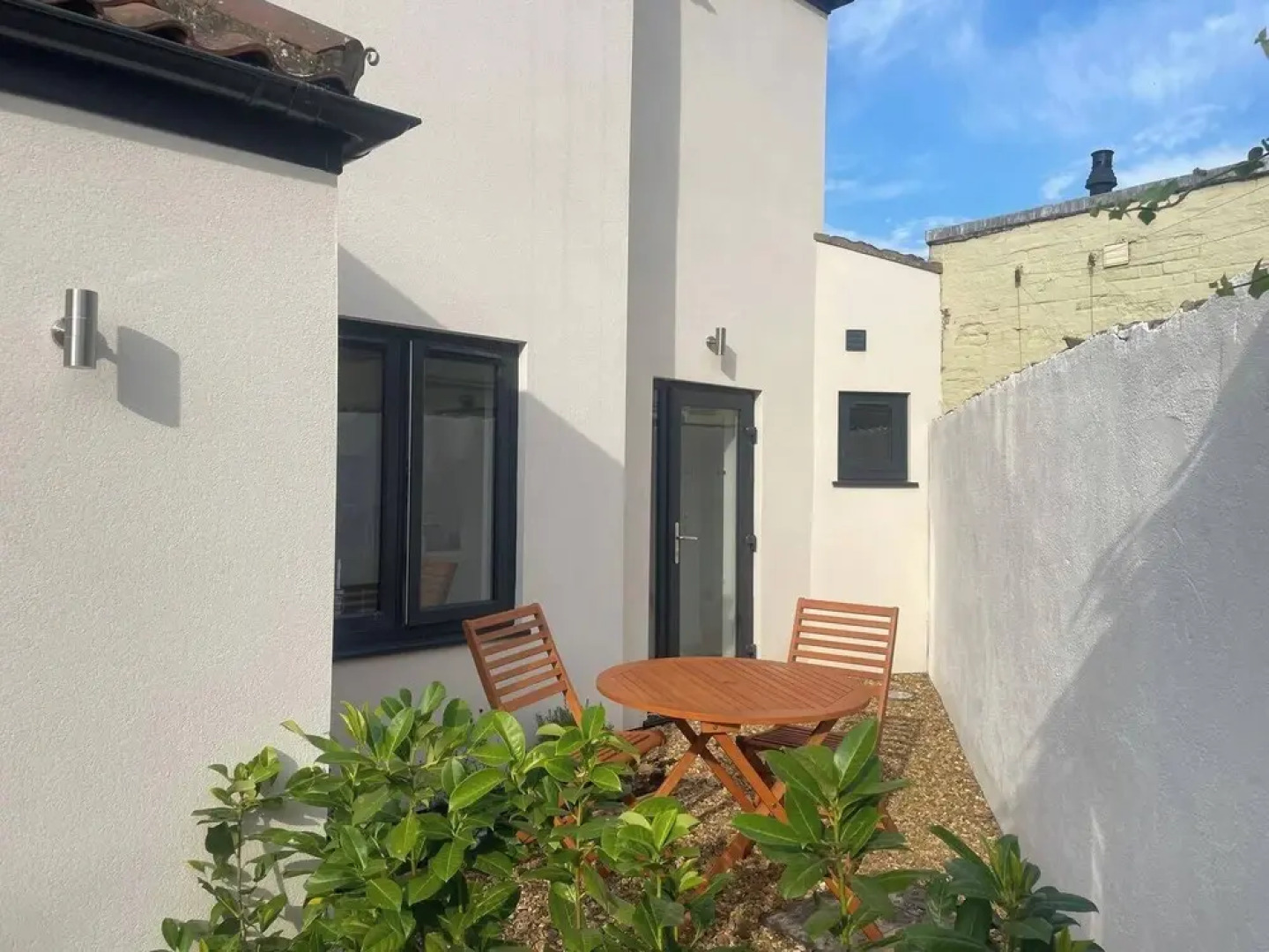 Seaside Retreat - Sleeps 5, Garden & Parking