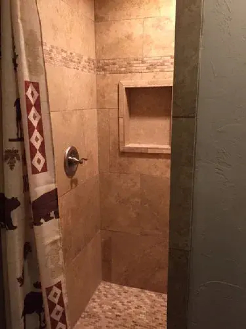 Woodlands Inn Of Sapphire Bed & Breakfast