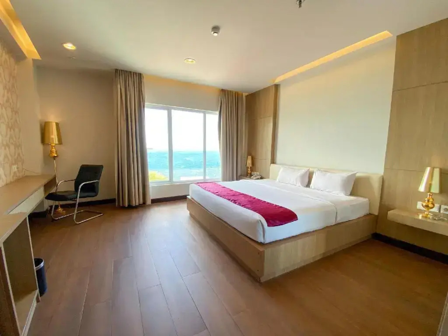 Sutan Raja Hotel Amurang