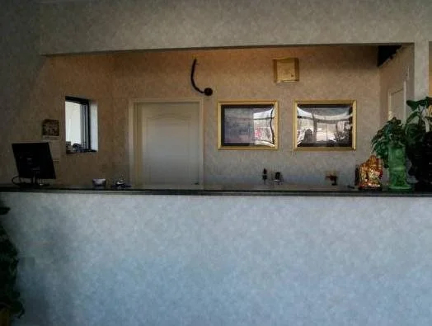 American Inn And Suites