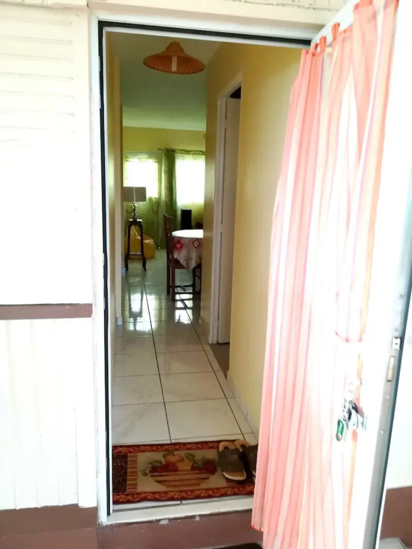 House With 3 Bedrooms in Le Tampon, With Wonderful sea View, Enclosed