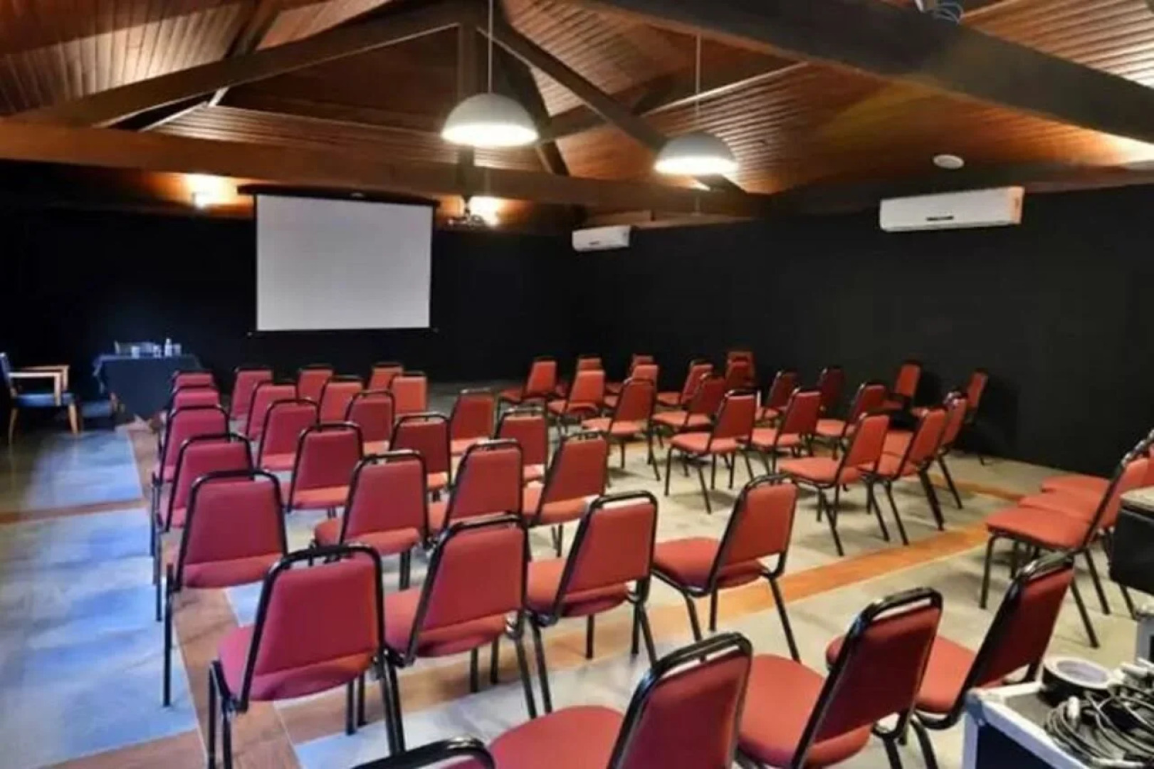 Hotel Village Le Canton