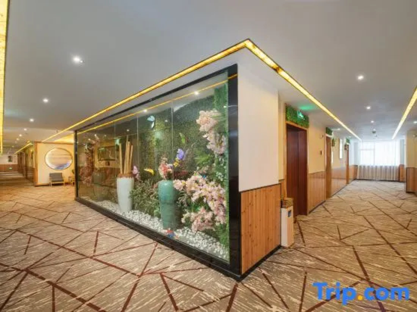 Rong'an International Hotel