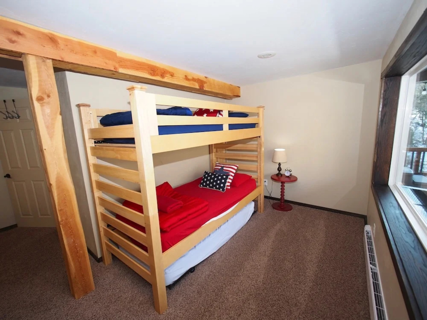 Rippling Waters- 4 Bedroom With hot tub on Chalk Creek 4 Bedrooms 2 Ba