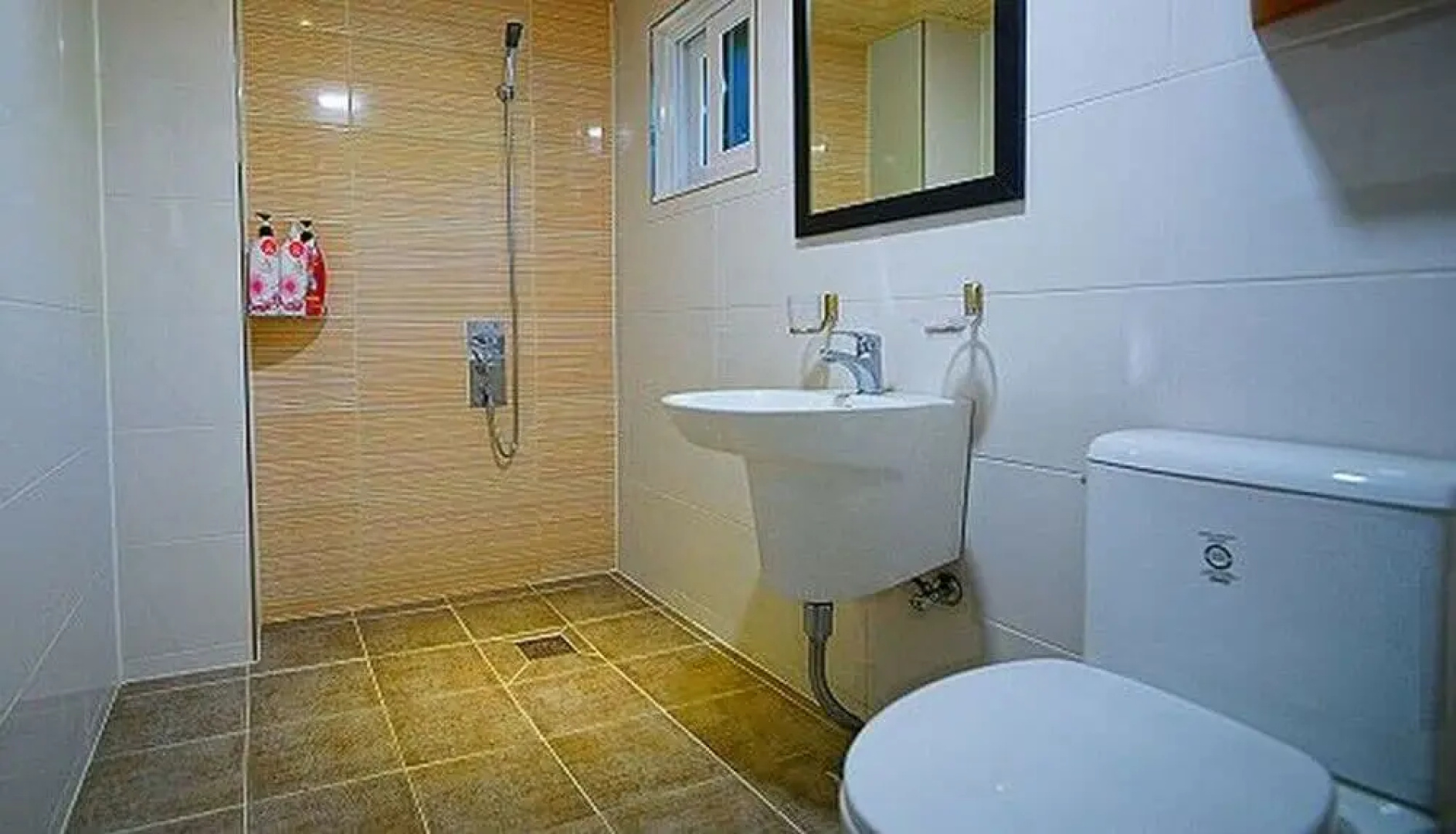 Sea sight pension