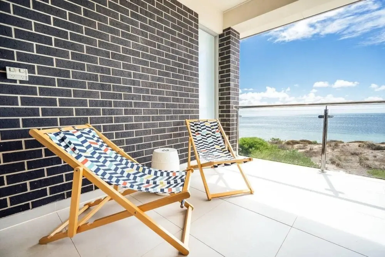 La Bella Vita-beachfront Living - Lift - Sunset Views