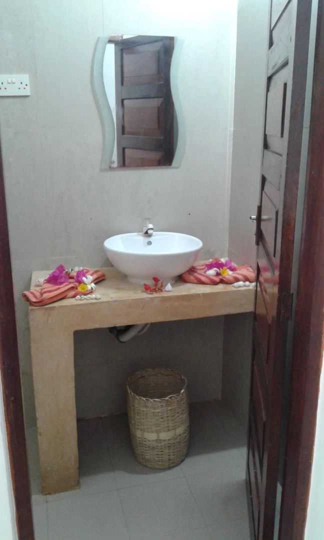 White Beach Hotel Zanzibar