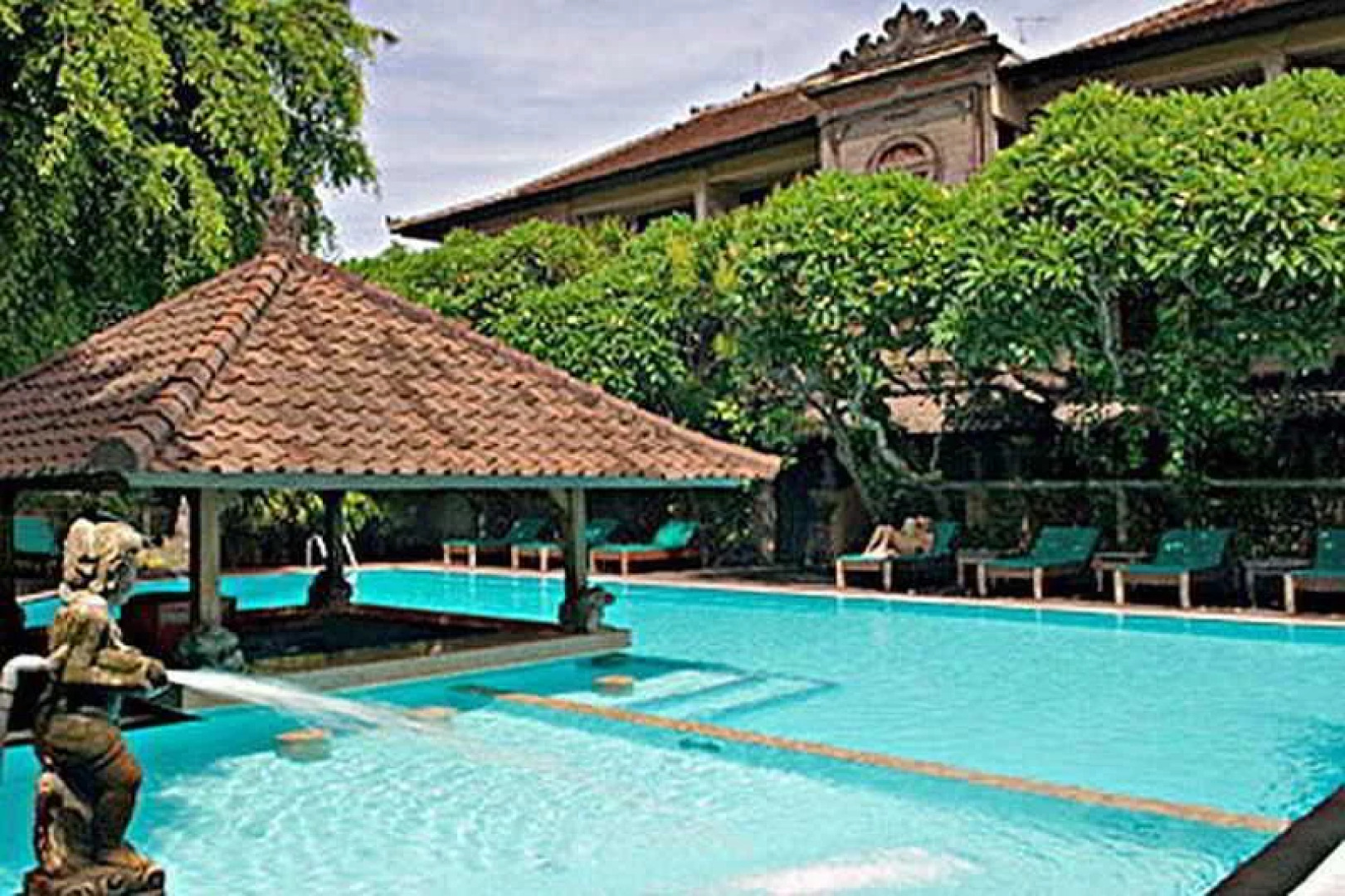 Hotel Puri Bambu