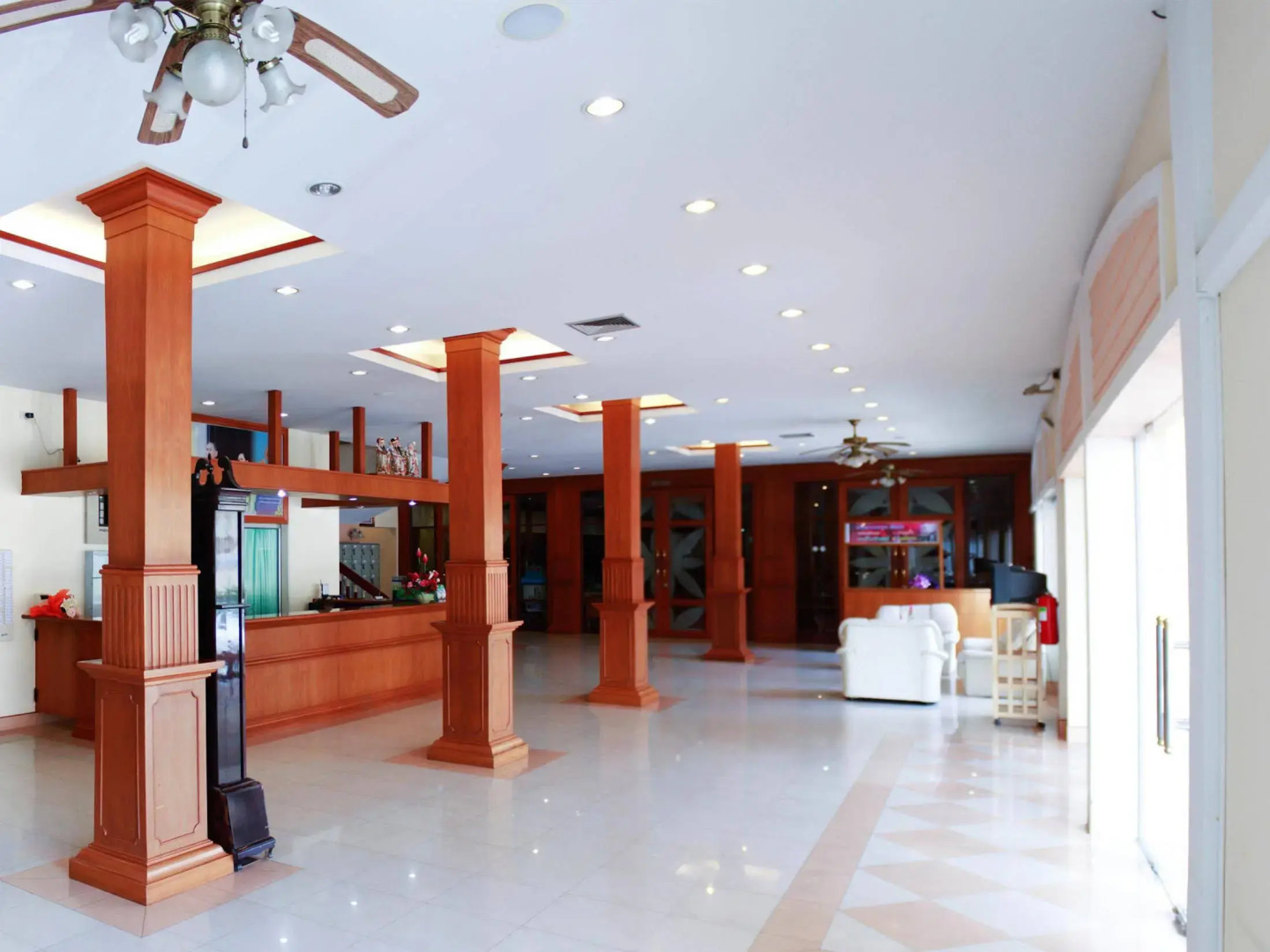 Chumphon Gardens Hotel