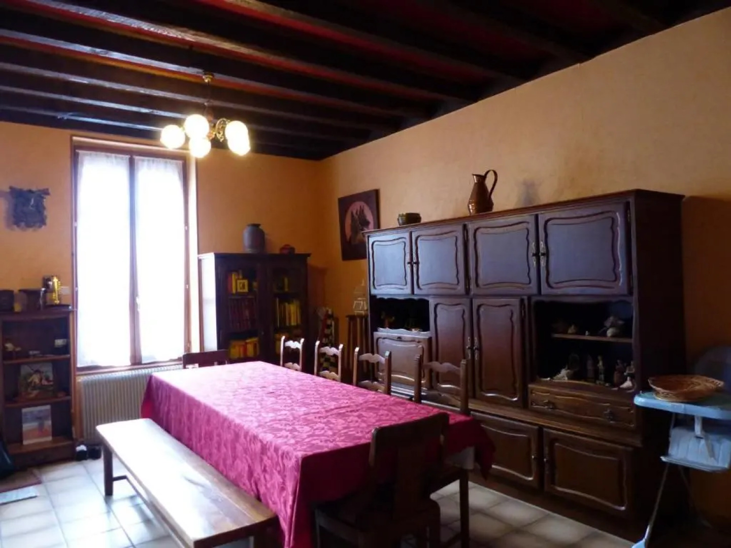 Gîte Saint-Germain-des-Fossés, 5 pièces, 8 personnes - FR-1-489-248