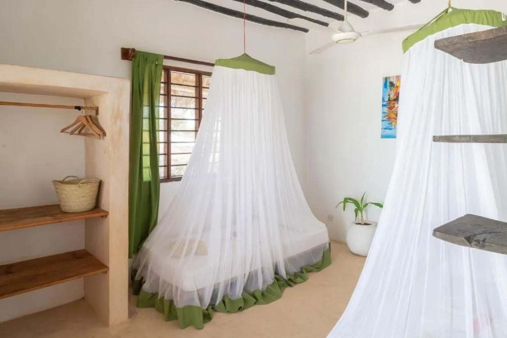 Red Monkey Beach Lodge