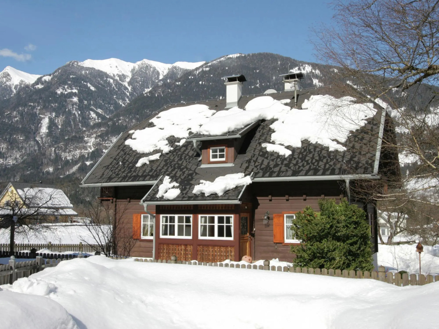 Tranquil Holiday Home in Kleblach-Lind with Infrared Sauna