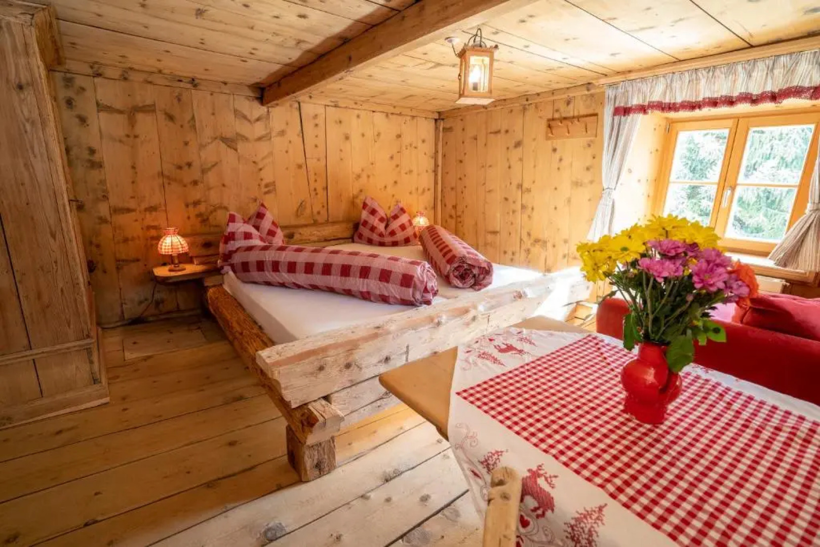 Berghaus am Sonnenhang Valpaschun