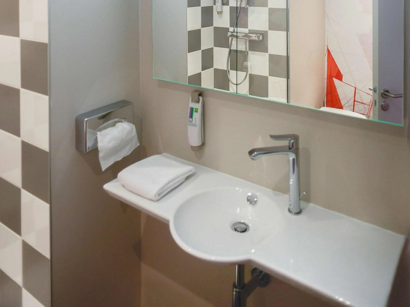 Ibis Styles Poitiers Centre