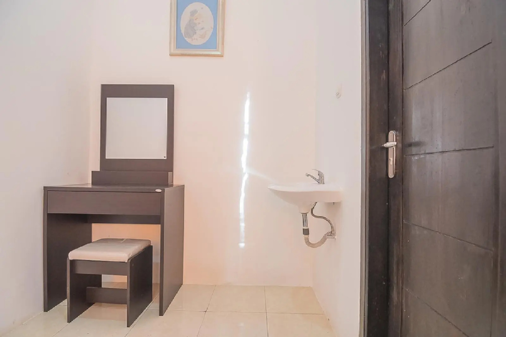 RedDoorz near Jatinangor Town Square