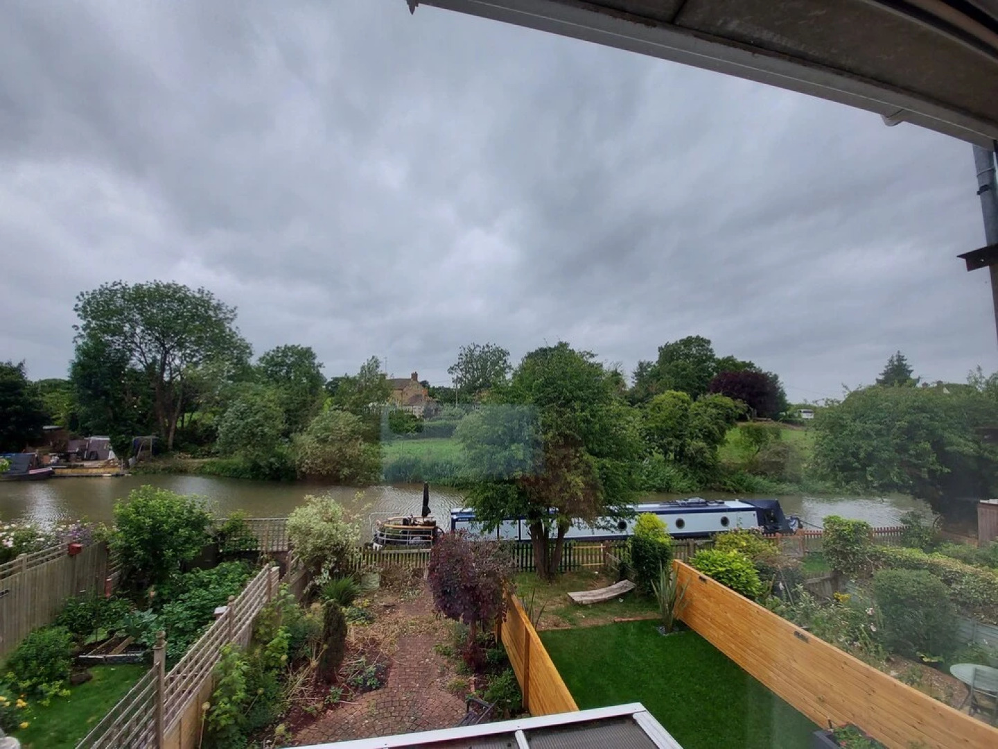 Tranquil Northampton Retreat