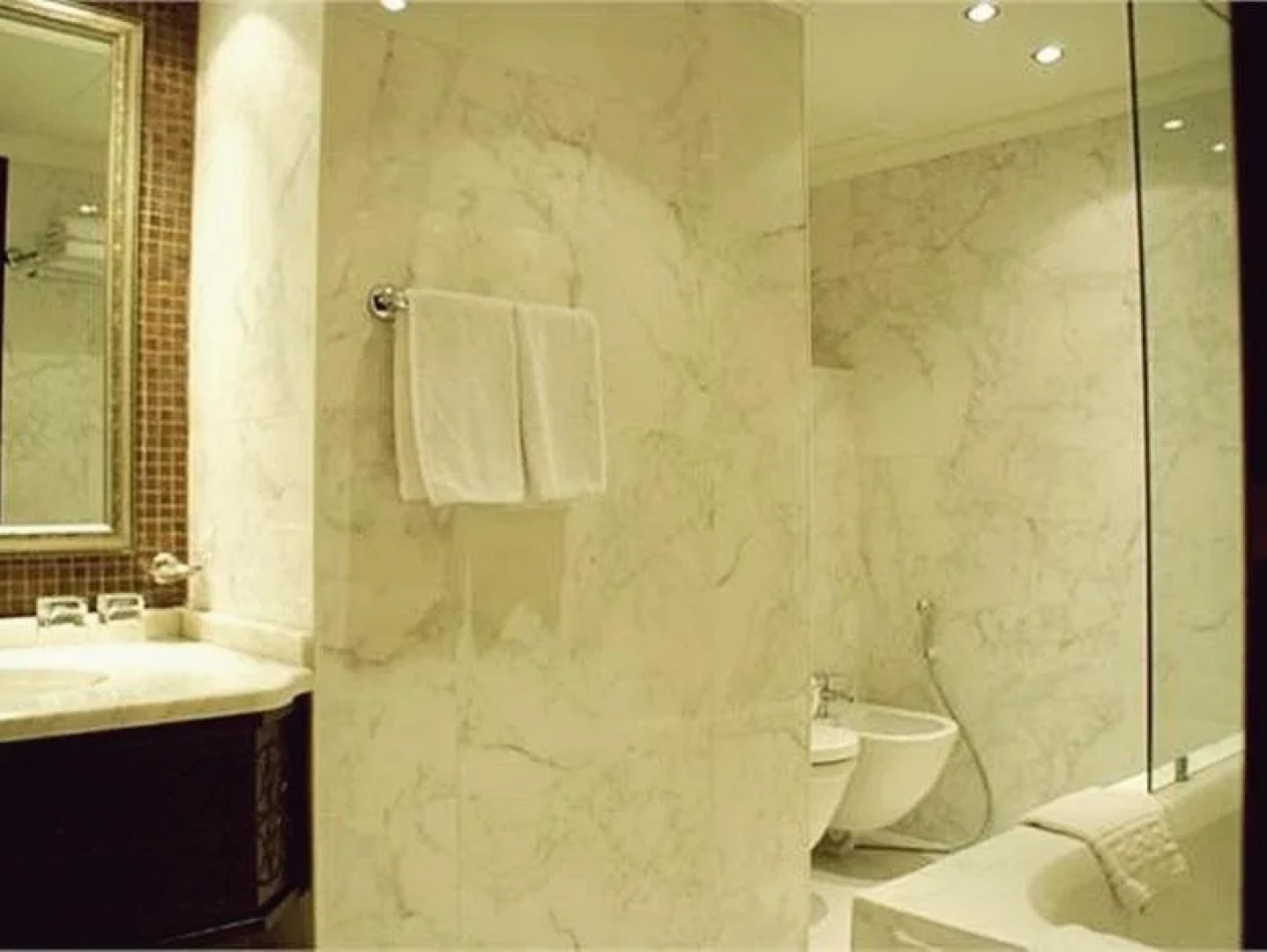 Imperial Palace Hotel