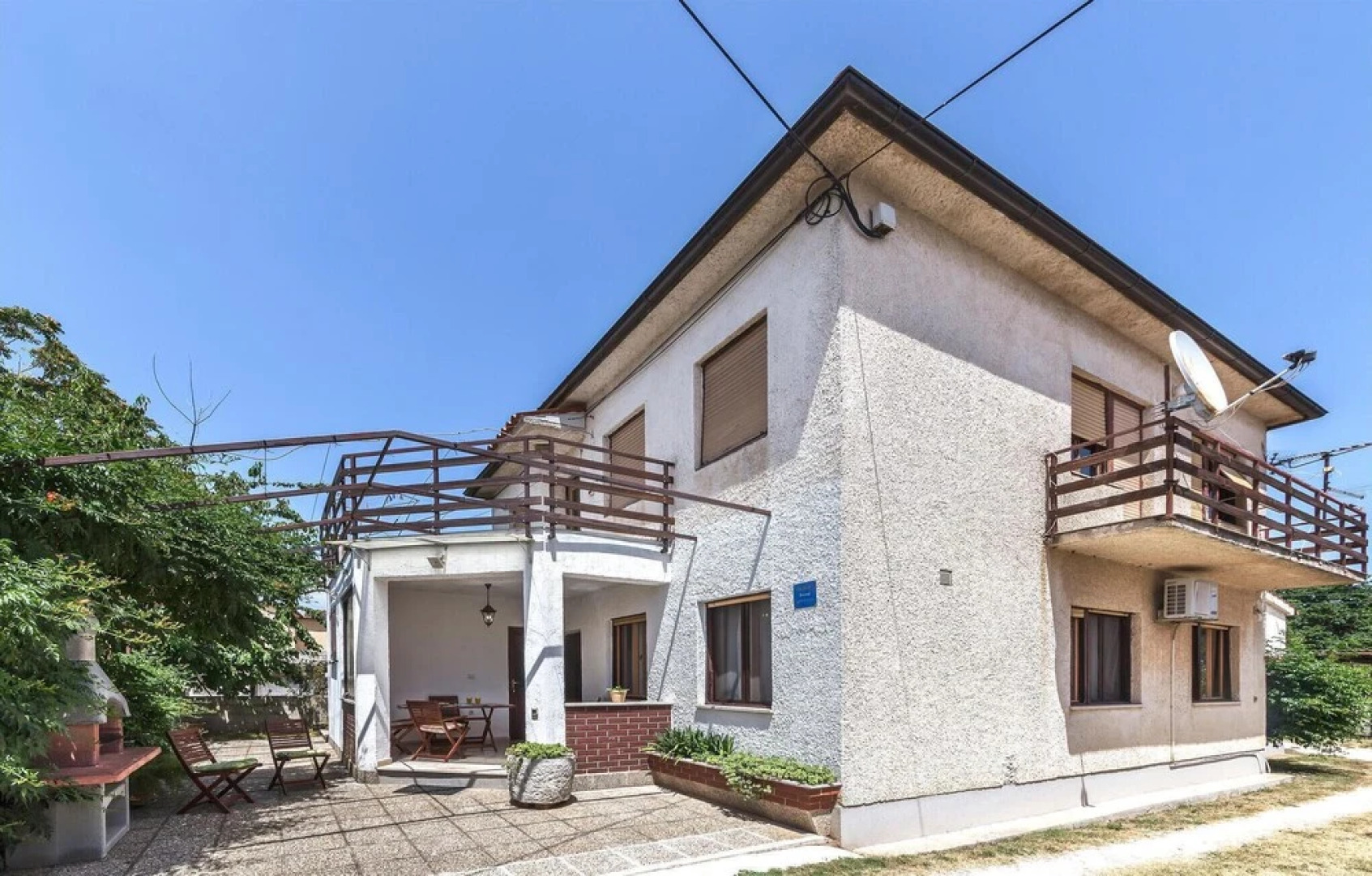 Stunning Home in Liznjan With Wifi and 3 Bedrooms