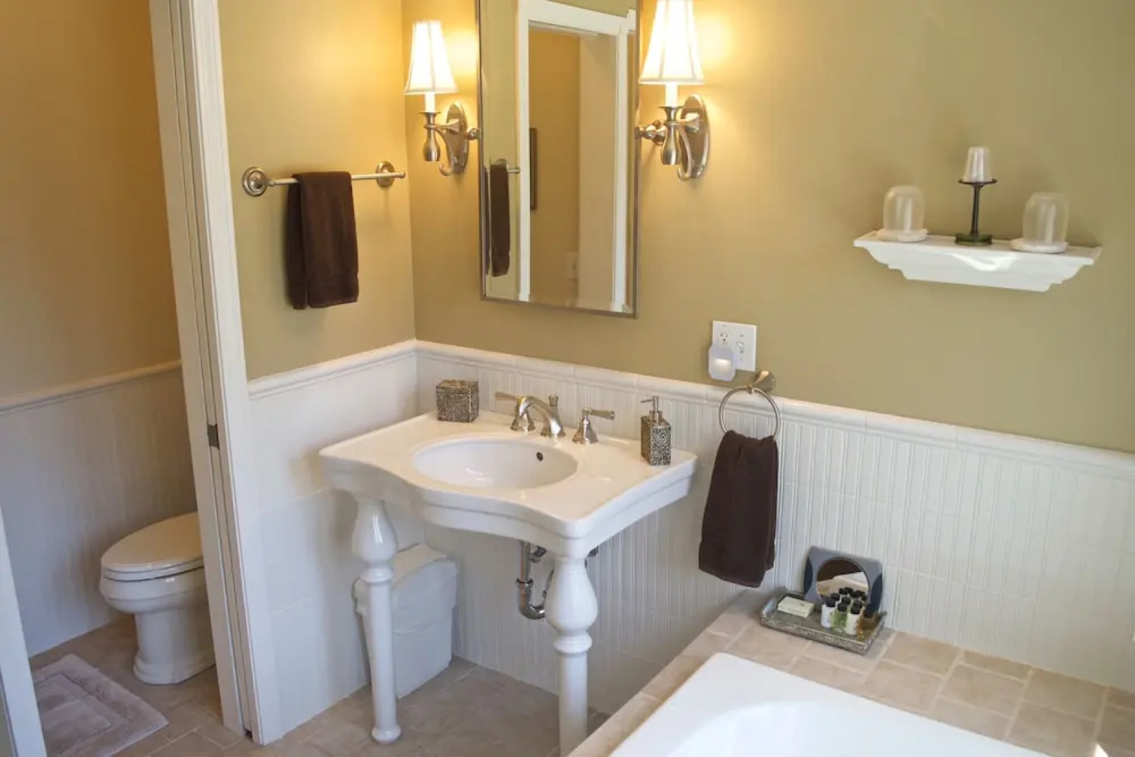 The Pawling House Bed & Breakfast